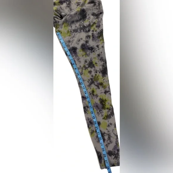 Lululemon align high rise leggings size 8 28 inseam - Picture 9 of 16